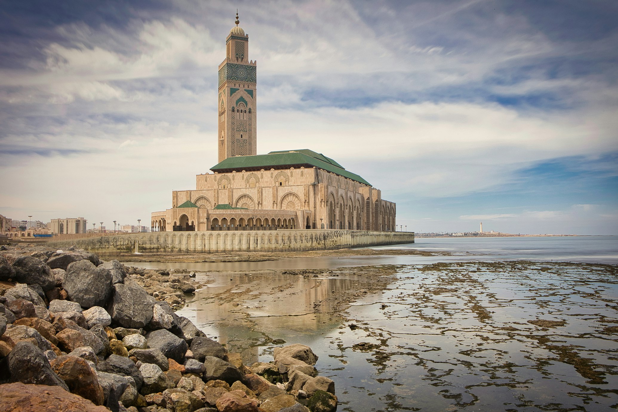 Mosquée Hassan II à Casablanca, face à l’océan Atlantique